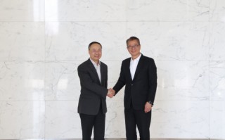 杭州李云泽会见香港特区政府财政司司长陈茂波