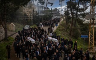 杭州黎巴嫩为以军空袭遇难夫妇哀悼 此次袭击引发广泛愤慨