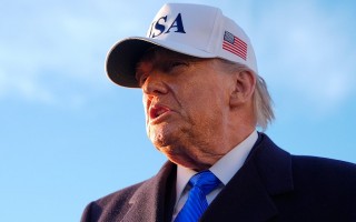 杭州特朗普称将联合多国派遣军舰 确保霍尔木兹海峡通航安全