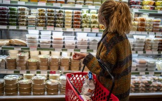 杭州美国消费者信心指数大跌 通胀预期上升