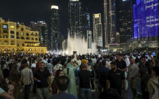 杭州迪拜楼市暴跌30%后，该恐慌还是贪婪？ 独家对话维世资管执行董事长徐莹 | 欧陆志