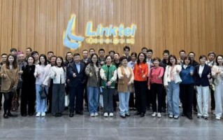 杭州进入AI“光”世界|深交所联手华宝基金走进成份股公司联特科技