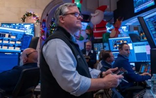 杭州美国国债扩大涨幅 交易员再次押注美联储今年将降息