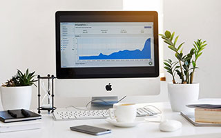 杭州联泓新科：有关原料及产品价格对业绩影响请关注公司定期报告