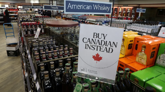 杭州特朗普发出主权威胁一年后，加拿大人保持强硬姿态对抗美国