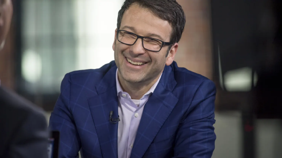 杭州微软推出更高定价、搭载Copilot的Office套餐，借AI提振销量