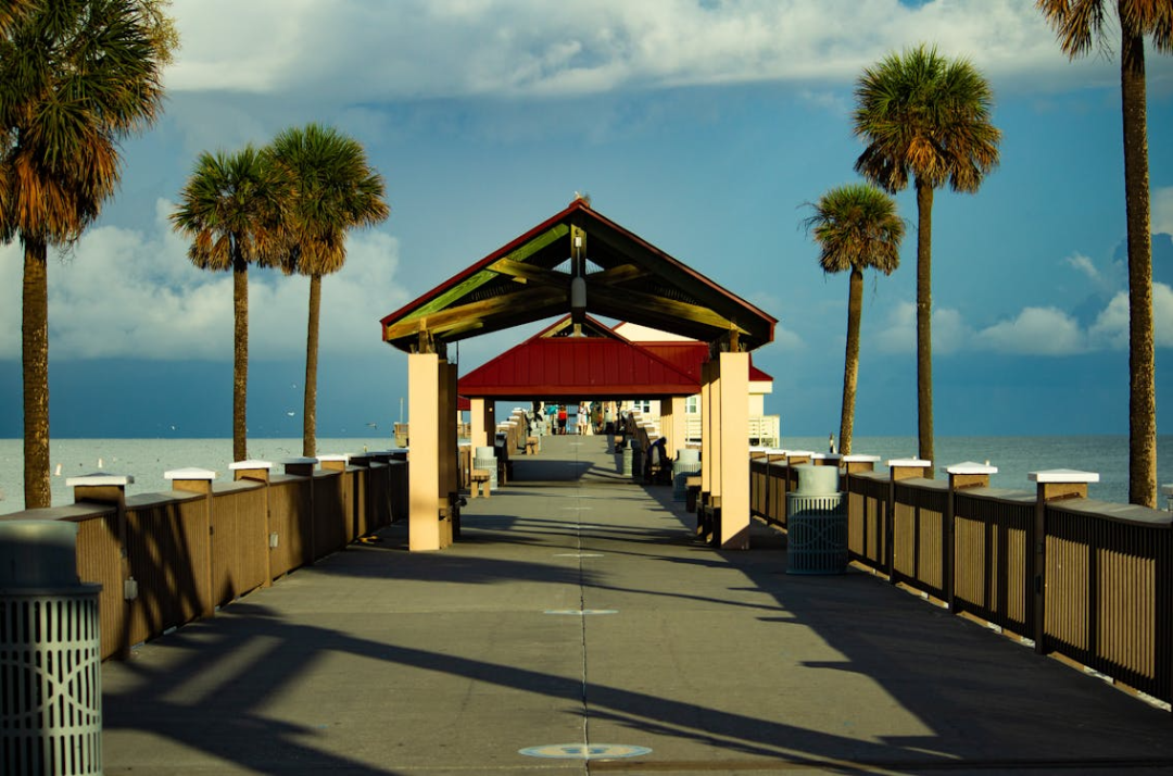 杭州保费涨、机构退、巨头进,保险中介格局巨变:去年60家法人牌照被注销,清虚提质还将继续 杭州保费涨、机构退、巨头进,保险中介格局巨变:去年60家法人牌照被注销,清虚提质还将继续