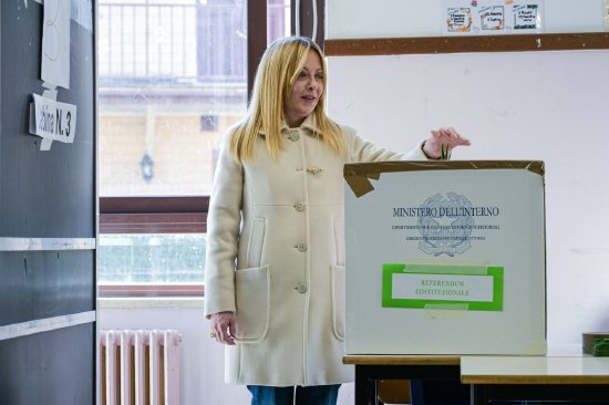 杭州3月24日外盘头条：美伊谈判各执一词陷罗生门 真相成谜引发市场波动 华尔街明确特朗普急于结束战争