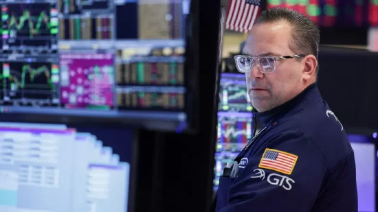 杭州午盘：美股继续下滑 道指下跌200点