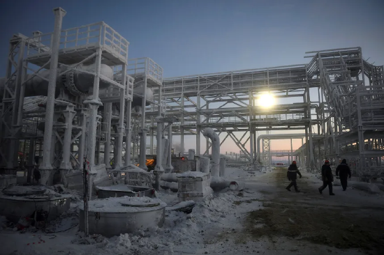 杭州伊朗冲突成俄罗斯“战争机器”的利好，获益远不止石油