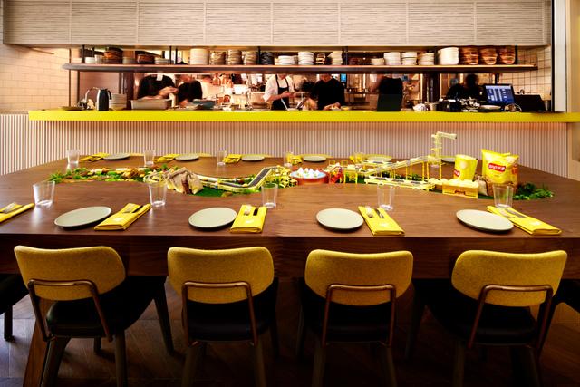 杭州今年1-2月，上海又揽128家首店，面对电商红海，他们出招了