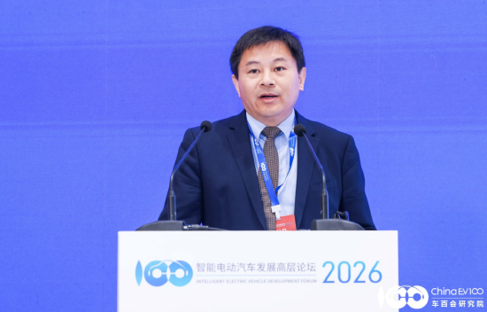 杭州李升波：端到端技术是自动驾驶与具身智能的核心路径